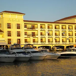 Hotel Delamar Harbor *****